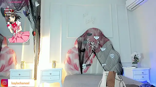 Kaylachannell online show from October 30, 2025, 3:38 am