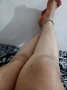 juhijaan2005 online show from October 16, 2025, 5:21 pm