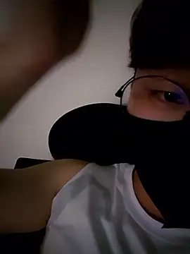 Snapshot of 111owo111 chatting on January 8, 2026, 2:23 pm 111owo111 online show from January 8, 2026, 2:23 pm