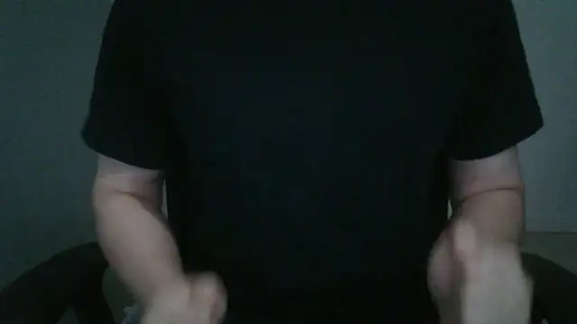 Snapshot of 111owo111 chatting on October 30, 2025, 2:04 pm 111owo111 online show from October 30, 2025, 2:04 pm