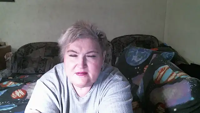 Lana555 online show from April 15, 2026, 8:20 pm