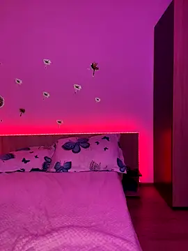 Mihadttraf online show from November 21, 2025, 10:42 pm