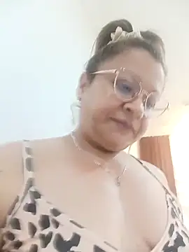 Snapshot of Asuna_yuuky chatting on October 27, 2025, 11:55 am Asuna yuuky online show from October 27, 2025, 11:55 am