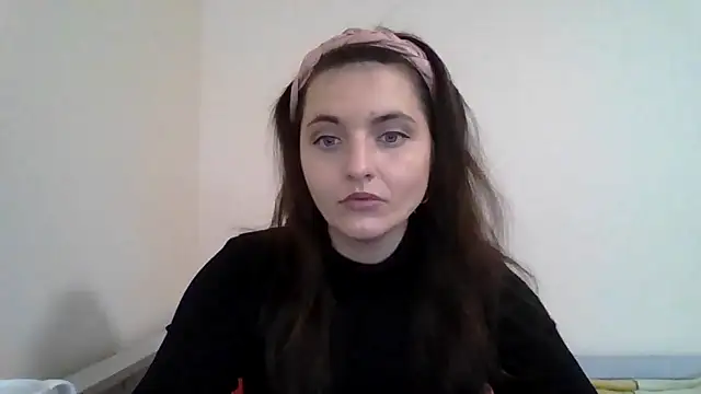 Snapshot of DInaraXRose chatting on November 27, 2025, 11:32 am DInaraXRose online show from November 27, 2025, 11:32 am