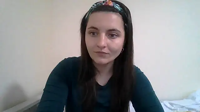 Snapshot of DInaraXRose chatting on November 11, 2025, 10:21 am DInaraXRose online show from November 11, 2025, 10:21 am