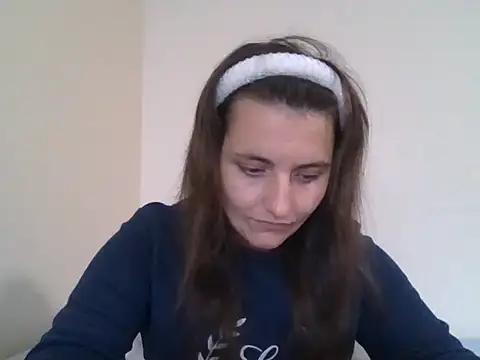 Snapshot of DInaraXRose chatting on September 8, 2025, 5:56 pm DInaraXRose online show from September 8, 2025, 5:56 pm