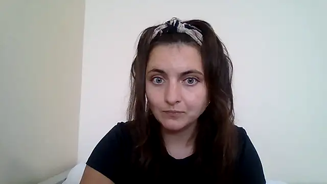 Snapshot of DInaraXRose chatting on September 19, 2025, 12:09 pm DInaraXRose online show from September 19, 2025, 12:09 pm