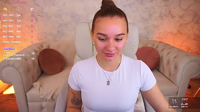 UrMuseOn online show from September 27, 2025, 5:46 am