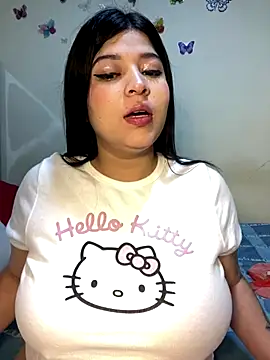 Snapshot of Vliacoooper2 chatting on November 17, 2025, 10:19 am Vliacoooper2 online show from November 17, 2025, 10:19 am