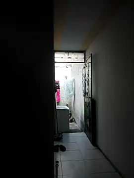 Snapshot of Miss-tetas chatting on November 6, 2025, 3:05 pm Miss-tetas online show from November 6, 2025, 3:05 pm