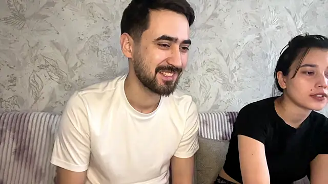 sophywhisper online show from February 4, 2026, 7:47 am