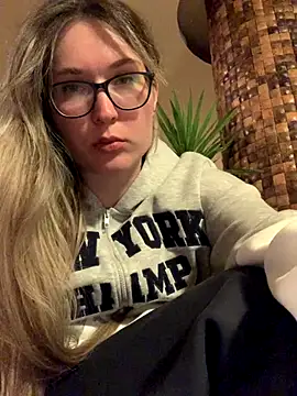 Jugira online show from November 15, 2025, 8:35 pm