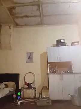 RFeltomWhitJ online show from November 15, 2025, 12:14 am