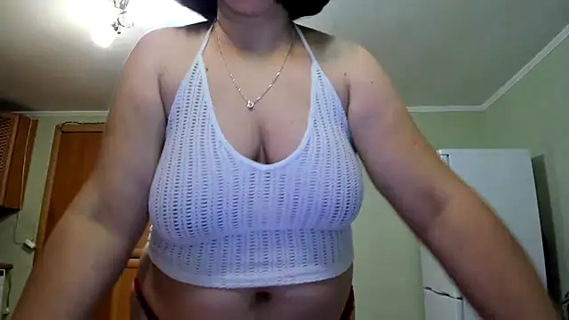 Snapshot of KATTYWARM_ chatting on November 18, 2025, 9:18 pm KATTYWARM online show from November 18, 2025, 9:18 pm
