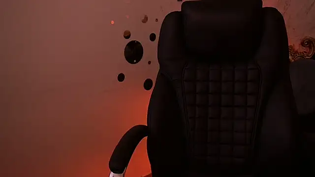 SofieBloom online show from May 23, 2026, 9:14 pm
