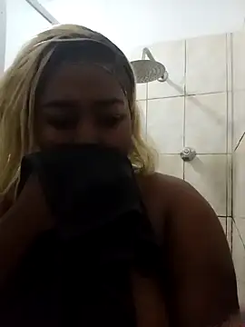 Snapshot of SexyEbonyy_ chatting on October 15, 2025, 5:54 pm SexyEbonyy online show from October 15, 2025, 5:54 pm