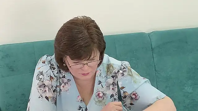 Sandra Sunrise online show from November 1, 2025, 9:14 am