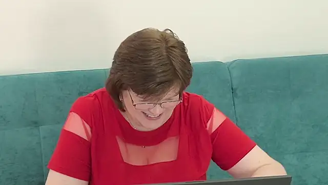 Sandra Sunrise online show from October 19, 2025, 9:01 am