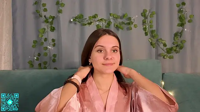 Snapshot of chloemilka chatting on October 3, 2025, 6:42 pm chloemilka online show from October 3, 2025, 6:42 pm