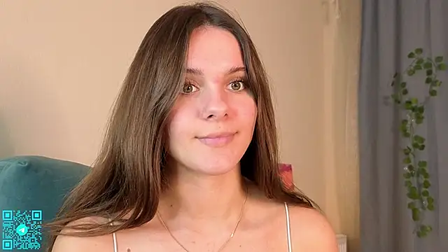 chloemilka online show from October 20, 2025, 5:57 pm