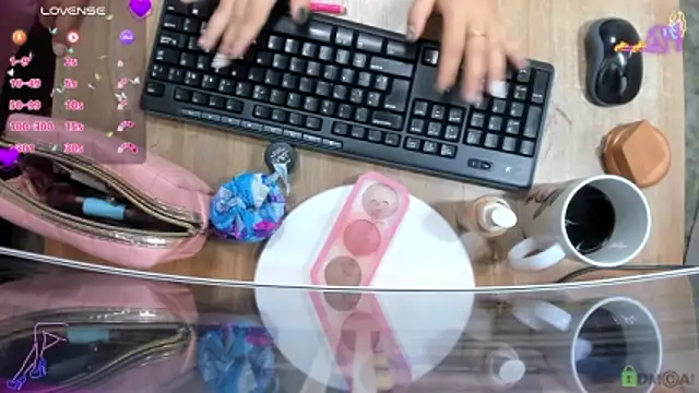 Snapshot of salome_rojas_ chatting on June 8, 2026, 4:29 pm salome rojas online show from June 8, 2026, 4:29 pm