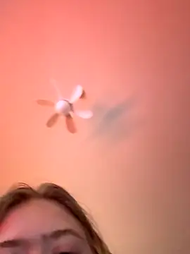 Snapshot of KaylaTrudi chatting on November 2, 2025, 7:08 pm KaylaTrudi online show from November 2, 2025, 7:08 pm