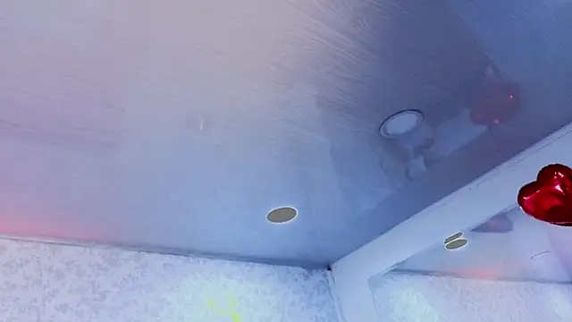 Snapshot of ZoeBenneti chatting on September 20, 2025, 5:12 am ZoeBenneti online show from September 20, 2025, 5:12 am