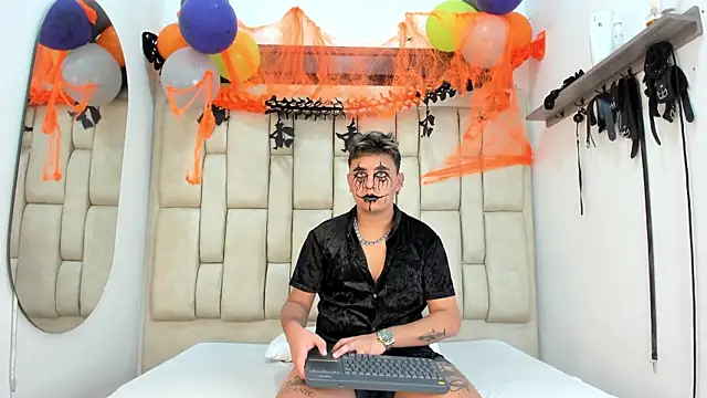 DavilANDkevin2 online show from October 27, 2025, 3:07 am