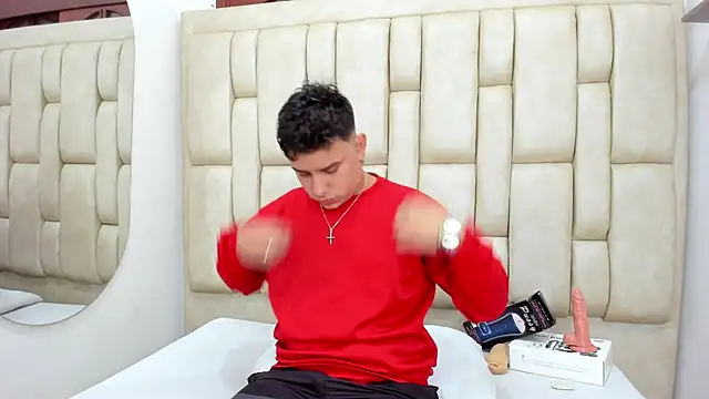 DavilANDkevin2 online show from December 4, 2025, 1:48 am