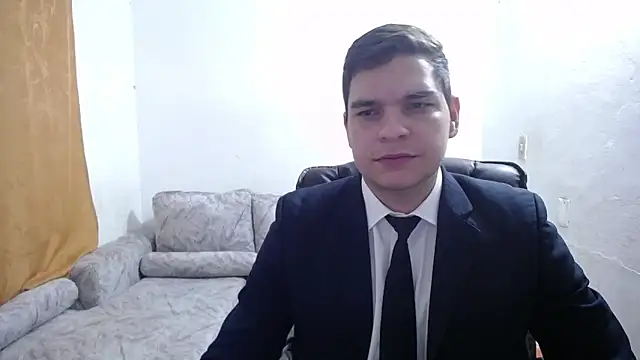 Victor Maitland online show from November 5, 2025, 8:01 pm