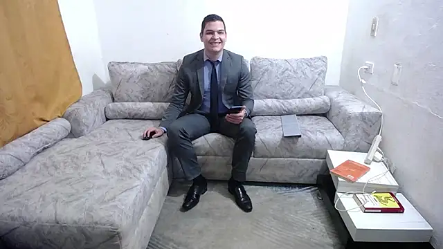 Victor Maitland online show from October 28, 2025, 3:51 am