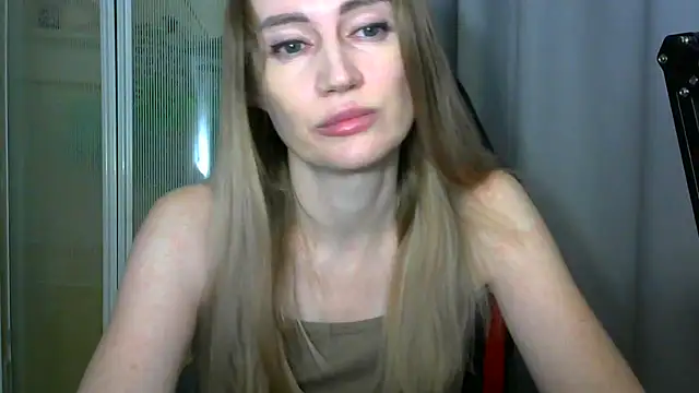 JessFoxxx online show from March 1, 2026, 3:17 am