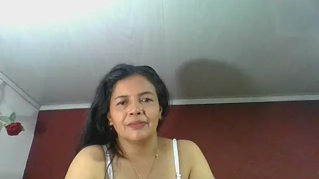 Snapshot of DianaOchoa_ chatting on March 1, 2026, 11:27 pm DianaOchoa online show from March 1, 2026, 11:27 pm