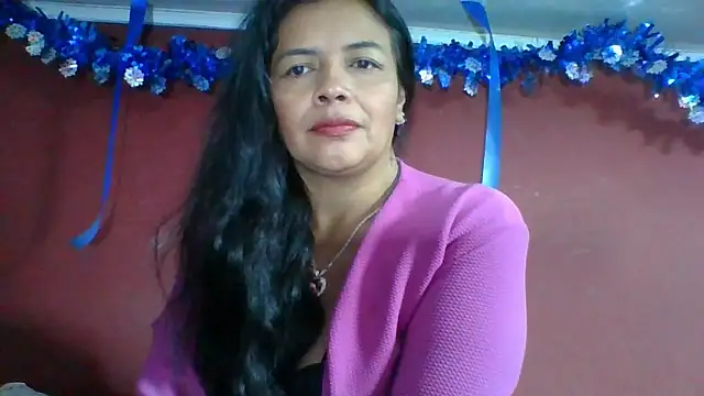 Snapshot of DianaOchoa_ chatting on January 18, 2026, 9:02 am DianaOchoa online show from January 18, 2026, 9:02 am