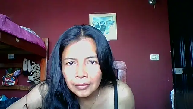DianaOchoa  online show from October 4, 2025, 7:26 pm