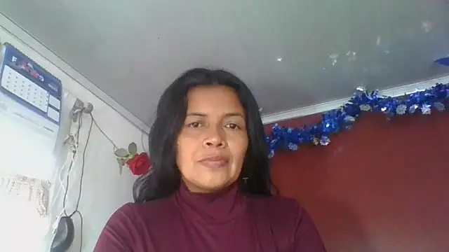 Snapshot of DianaOchoa_ chatting on February 4, 2026, 8:15 pm DianaOchoa online show from February 4, 2026, 8:15 pm