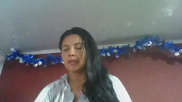 Snapshot of DianaOchoa_ chatting on February 16, 2026, 11:42 am DianaOchoa online show from February 16, 2026, 11:42 am