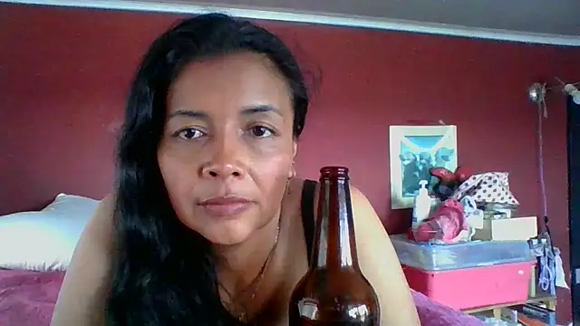 DianaOchoa  online show from September 25, 2025, 7:31 pm