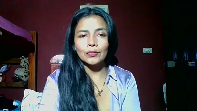 DianaOchoa  online show from October 2, 2025, 3:43 am