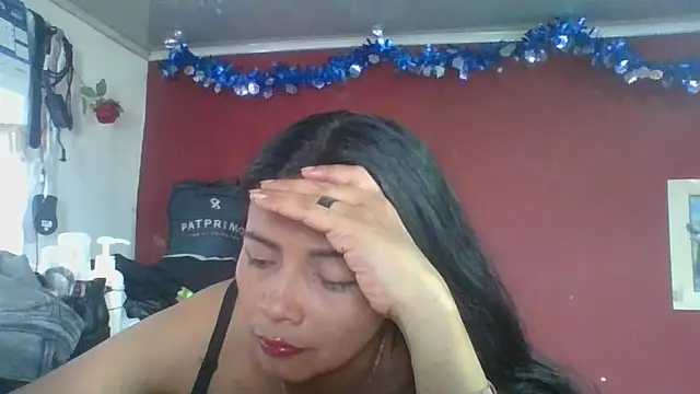 Snapshot of DianaOchoa_ chatting on February 17, 2026, 8:17 pm DianaOchoa online show from February 17, 2026, 8:17 pm