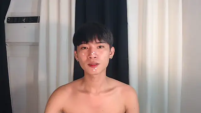 Snapshot of asian_dai chatting on November 11, 2025, 4:13 pm asian dai online show from November 11, 2025, 4:13 pm