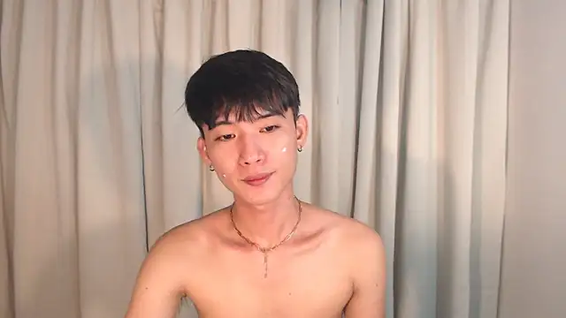 Snapshot of asian_dai chatting on September 22, 2025, 9:43 pm asian dai online show from September 22, 2025, 9:43 pm