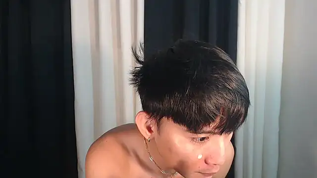 Snapshot of asian_dai chatting on October 2, 2025, 9:51 pm asian dai online show from October 2, 2025, 9:51 pm