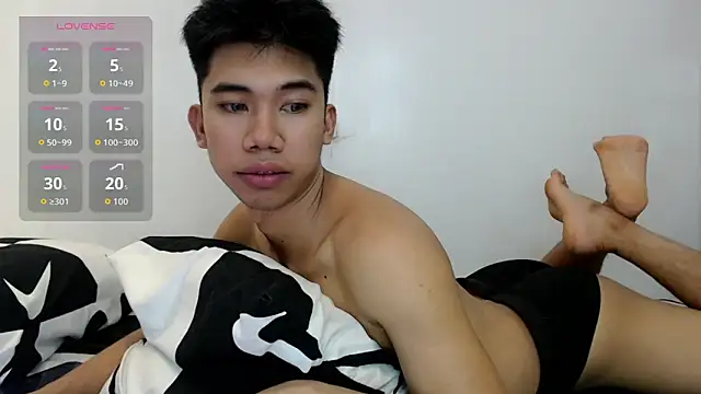 Ur pinoyhotbrix online show from October 14, 2025, 9:43 am
