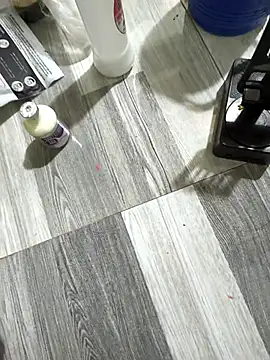 Tina 2pp online show from October 24, 2025, 3:22 pm