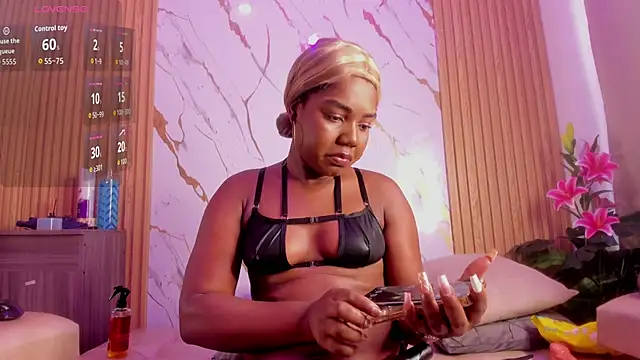 Eva Johnss online show from December 3, 2025, 12:48 pm