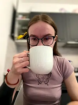  CherryBloom  online show from October 13, 2025, 11:23 am