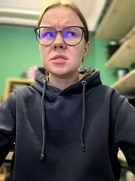  CherryBloom  online show from September 29, 2025, 7:52 pm