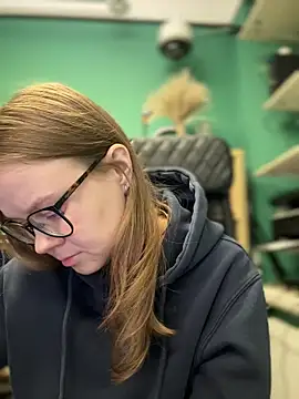  CherryBloom  online show from September 29, 2025, 7:48 am