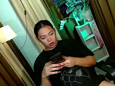 bigfattycocksonya27 online show from November 16, 2025, 1:16 pm